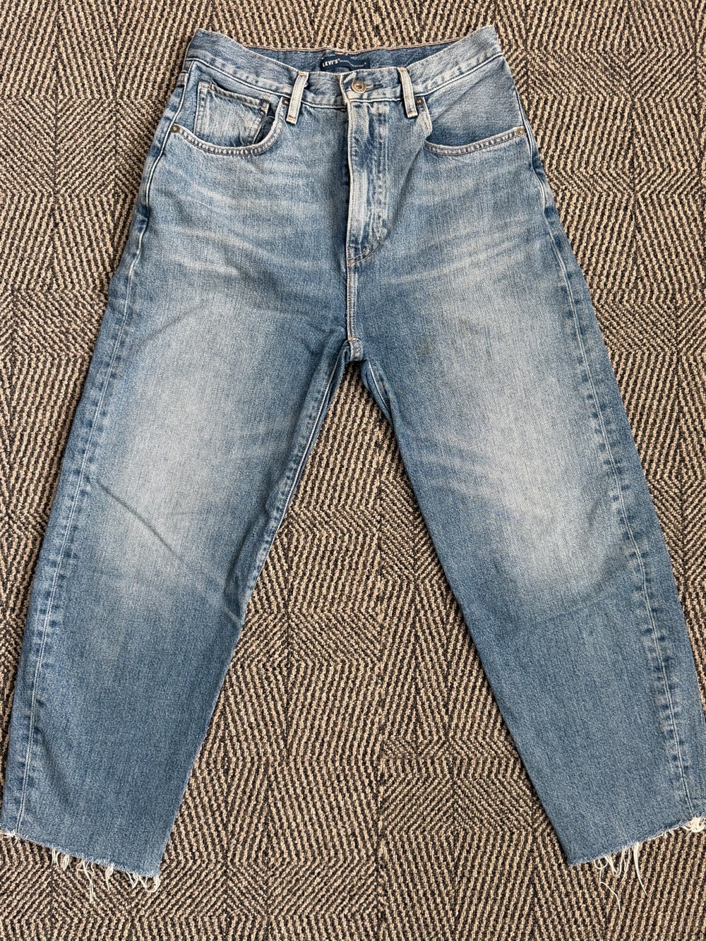 Levi's Light Blue Cropped Women's Jeans